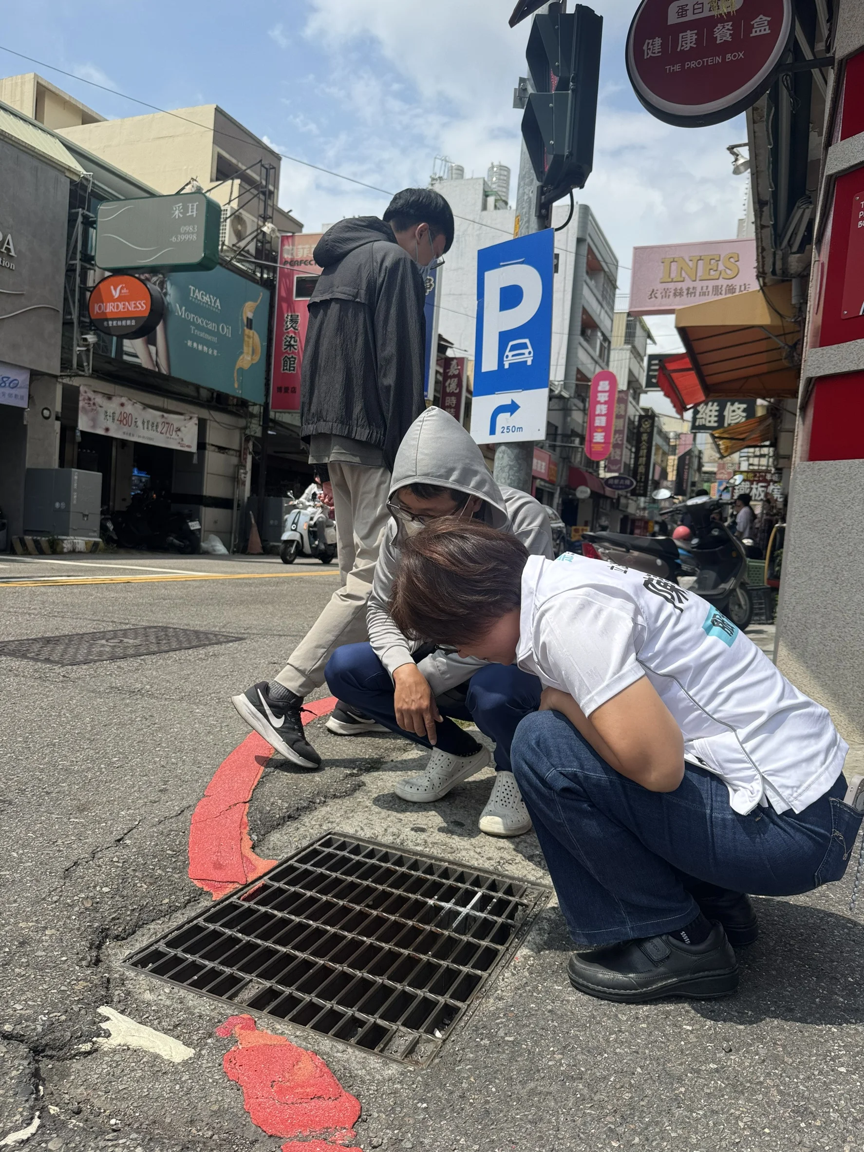 疑排水不良導致豪雨積水
